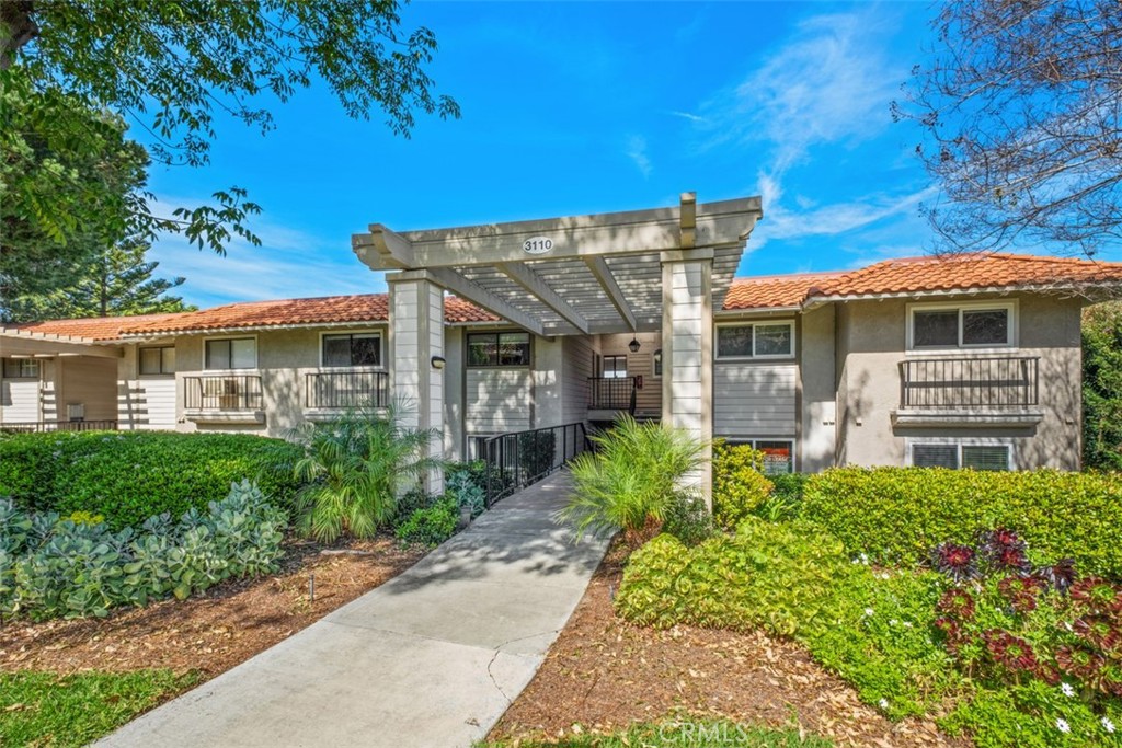 3110 Via Serena South P