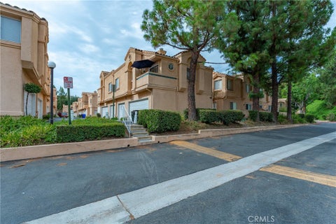 Photo of 18852 Vista Del Canon #F, Newhall, CA 91321 (MLS # SR26184986)