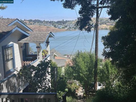 Photo of 500 Alhambra St St, Crockett, CA 94525 (MLS # 41116048)