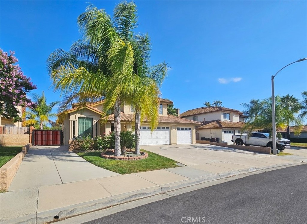 39620 Glenwood Court