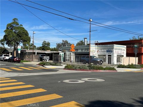 1429 W 5th Santa Ana CA 92703