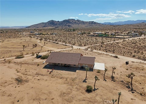 Photo of 59494 Campanula Street, Yucca Valley, CA 92284 (MLS # PW26217143)