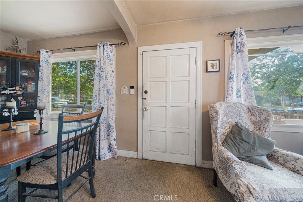 4928 Highland View Avenue