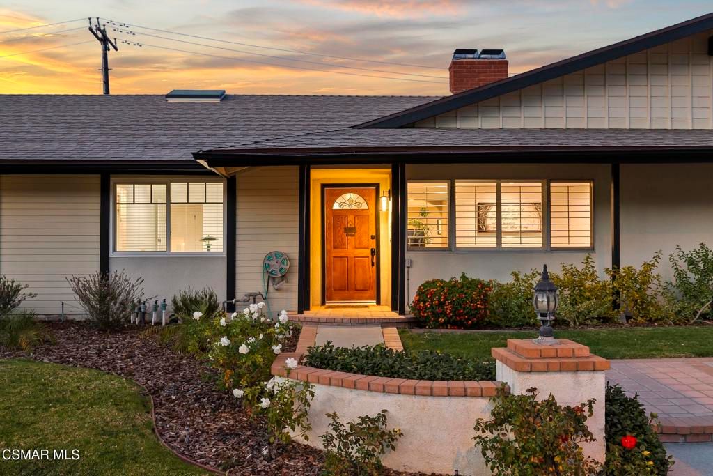 Photo of 331 Triangle Street, Thousand Oaks, CA 91360 (MLS # 226000591)