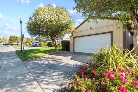 Photo of 178 Valley Run RUN, Hercules, CA 94547 (MLS # DW26225656)