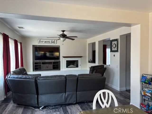 Hesperia, California 92344, United States, 5 Bedrooms Bedrooms, ,3 BathroomsBathrooms,Residential,Active,183972