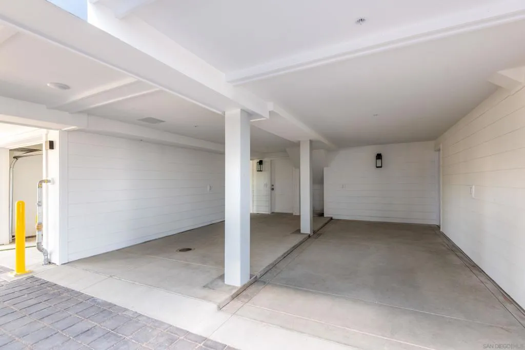 Coronado, California 92118, United States, 3 Bedrooms Bedrooms, ,3 BathroomsBathrooms,Residential,Active,159290