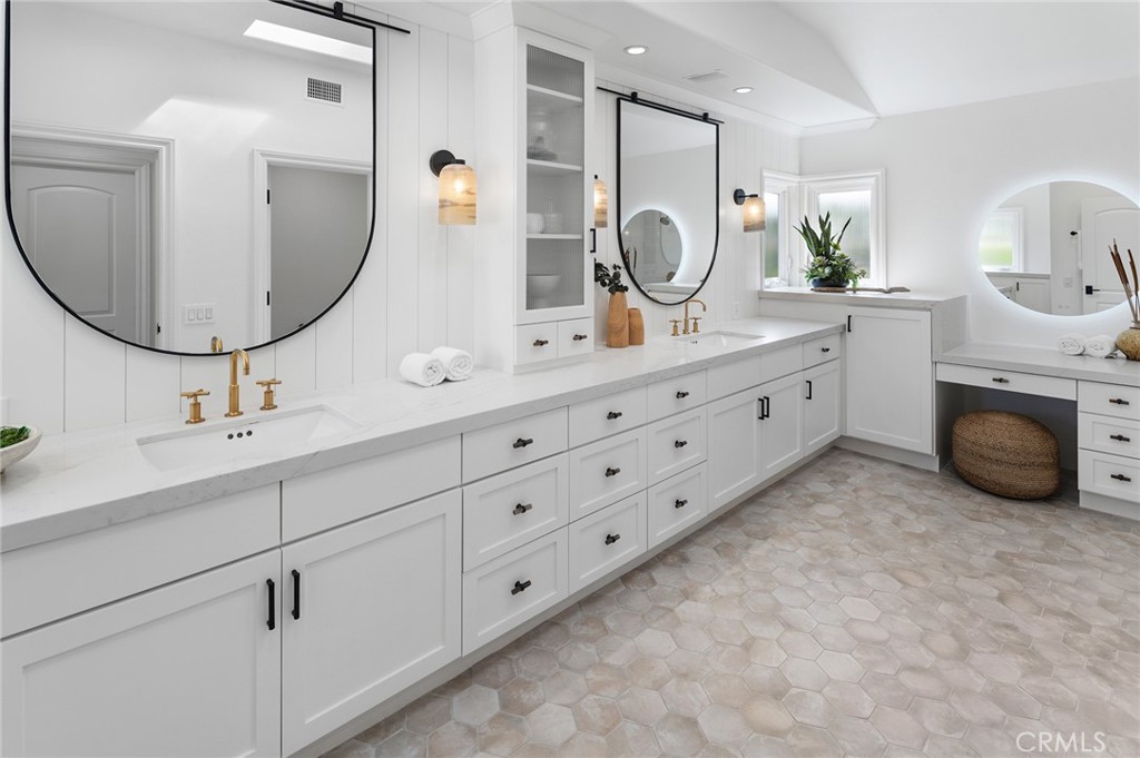 Harbor View Homes (HVHM) - Residential