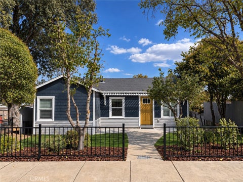 Photo of 528 Oak Street, Paso Robles, CA 93446 (MLS # NS26218448)
