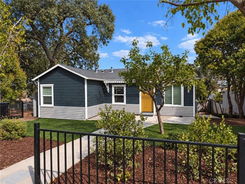 Tiny photo for 528 Oak Street, Paso Robles, CA 93446 (MLS # NS26218448)