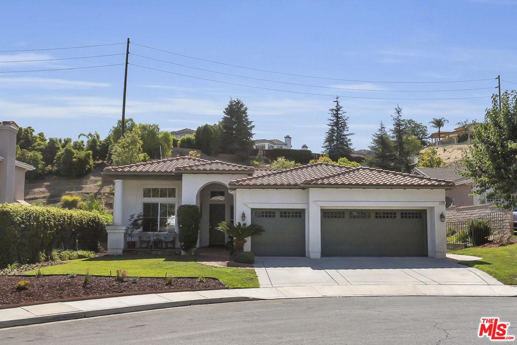 listing image 130729246164288442871