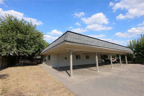 Photo of 2745 Muir Avenue, Atwater, CA 95301 (MLS # MC26080444)