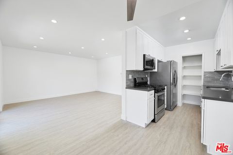 Photo of 1007 Ocean Park Boulevard #3, Santa Monica, CA 90405 (MLS # 26635041)