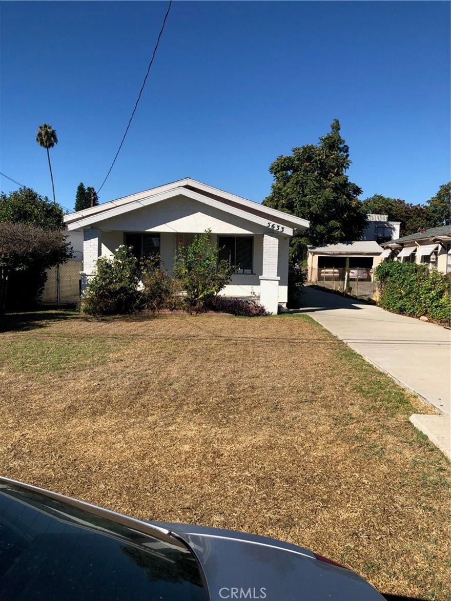 This Is 4-Bed & 3 Full Bath House. Rear Yard has 2 Permit Pending Garage Converted ADUs. Both ADUs Currently Occupaied By Tenants, Have Its Own Kitchen & Bath. Walk to 168 Supermarket, Restaurants and Bus Station. Street Parking Allowed Due to L A County Jurisdiction.