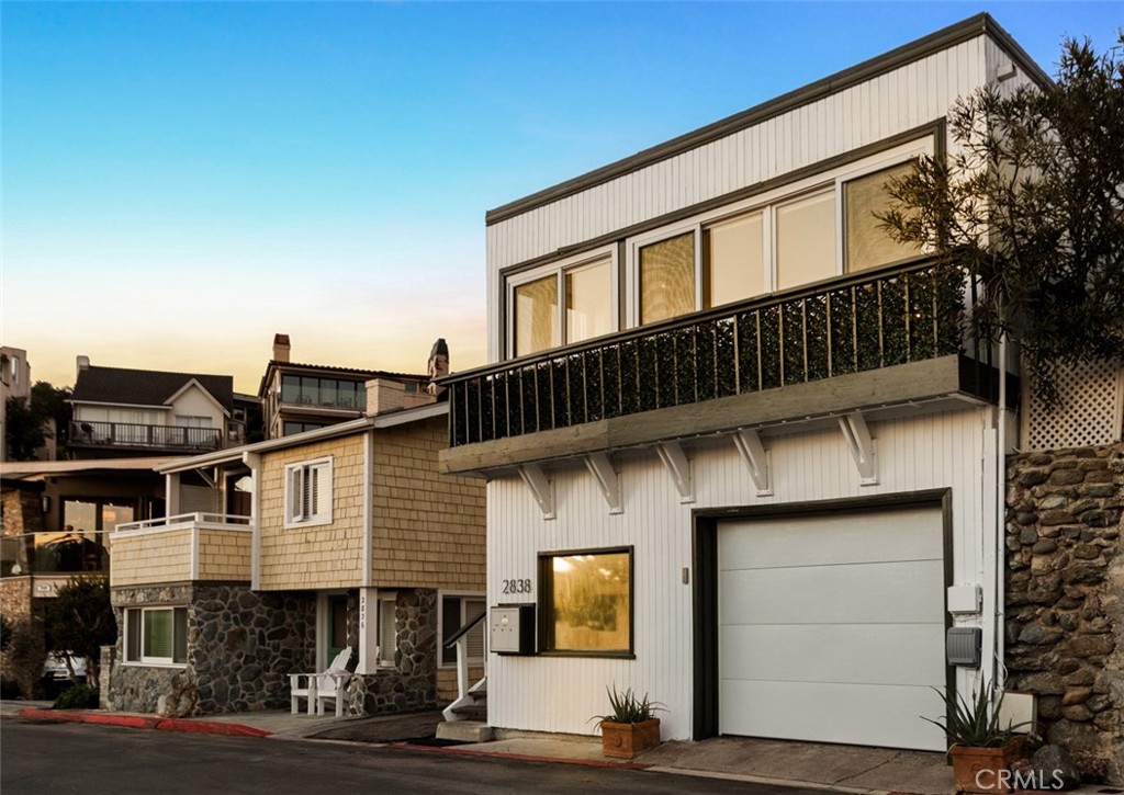 2838 Wards Terrace