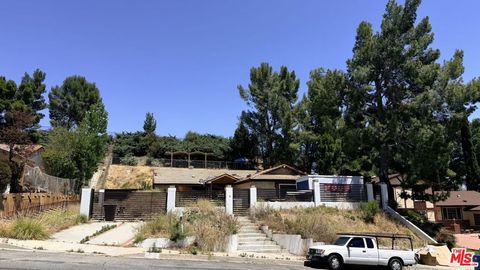 Photo of 12656 Woodley Avenue, Granada Hills, CA 91344 (MLS # 26831955)