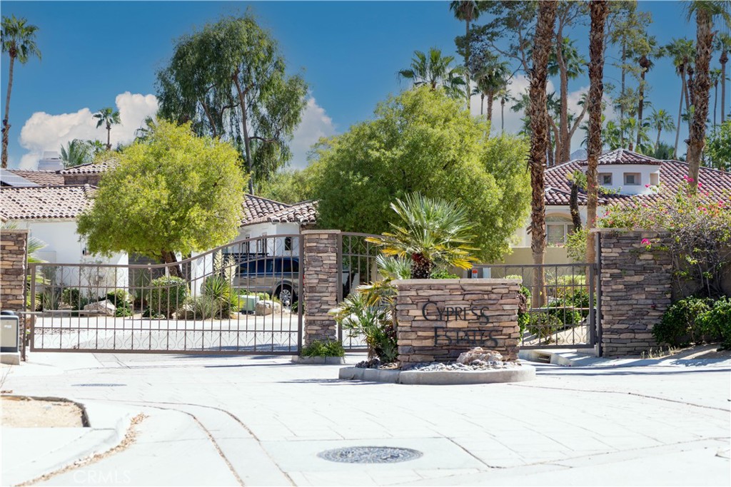 Cypress Estates (32308) - Residential