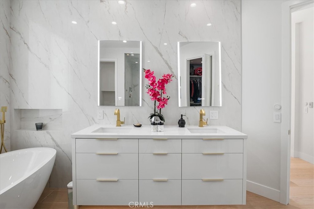 Mystic Hills (MH) - Residential Lease