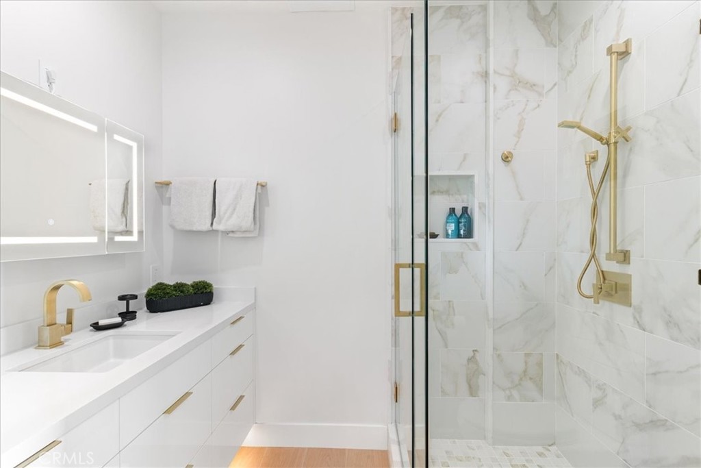 Mystic Hills (MH) - Residential Lease