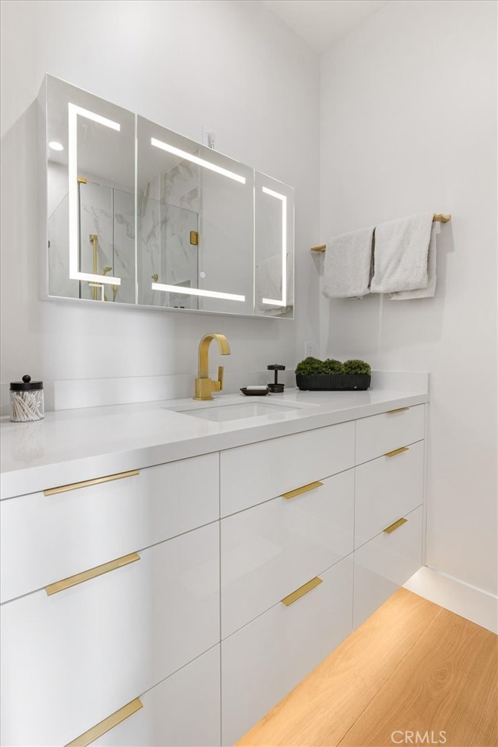 Mystic Hills (MH) - Residential Lease