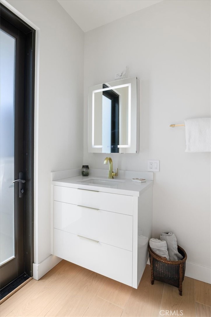 Mystic Hills (MH) - Residential Lease