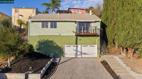 Photo of 17112 Los Banos St ST, Hayward, CA 94541 (MLS # 41146682)