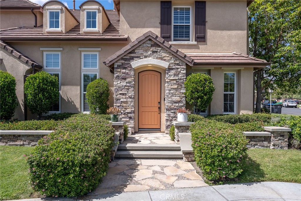 15 Tether Moon Lane
