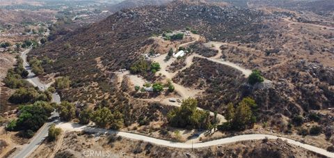 Photo of 23250 El Nido Rd, Perris, CA 92570 (MLS # IV26039679)