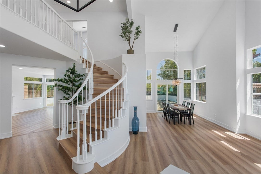 2426 Canyon Terrace