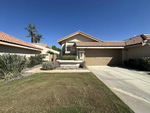 Photo of 4 Hermosillo Lane, Palm Desert, CA 92260 (MLS # 219148588DA)