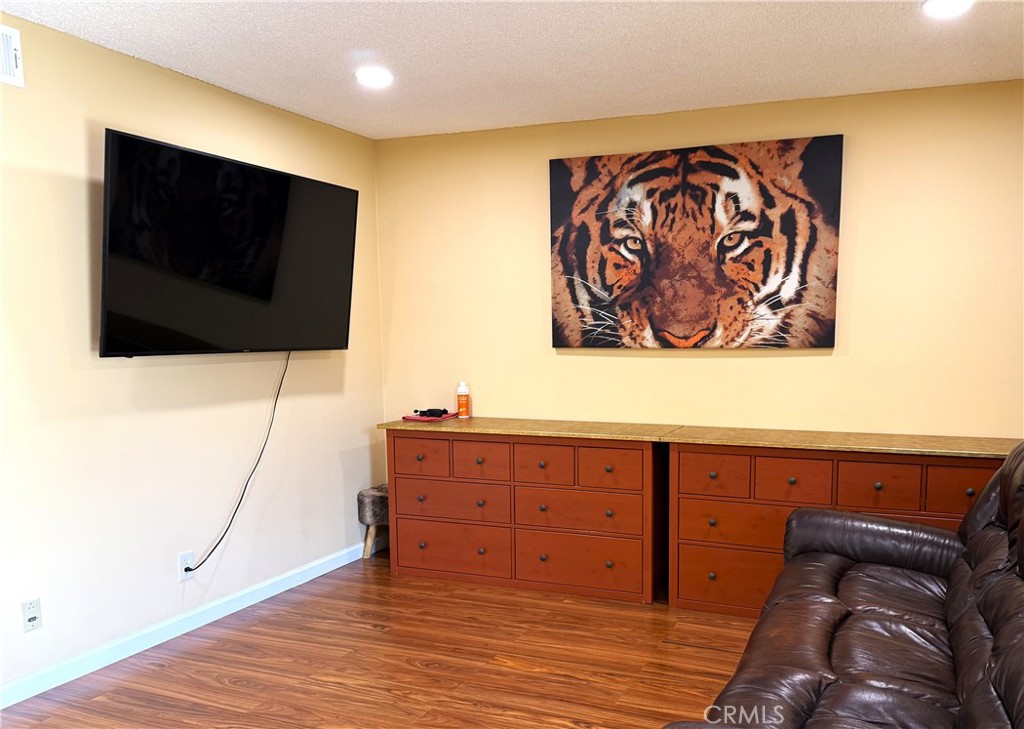 6629 Wilbur Avenue 22