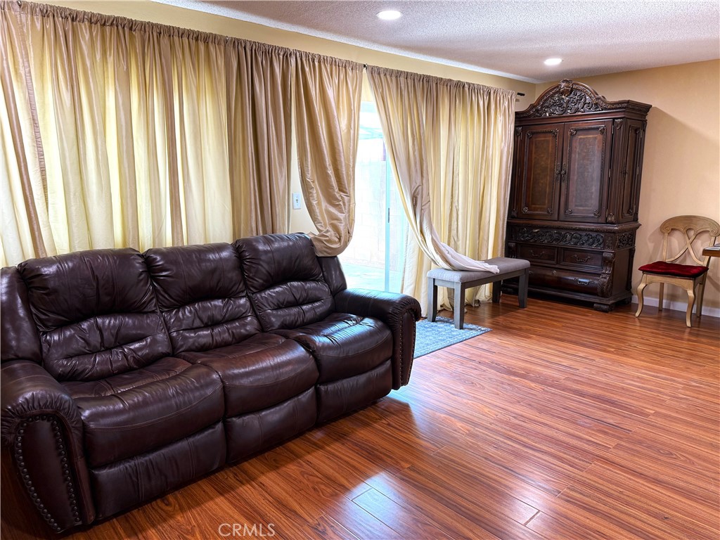 6629 Wilbur Avenue 22