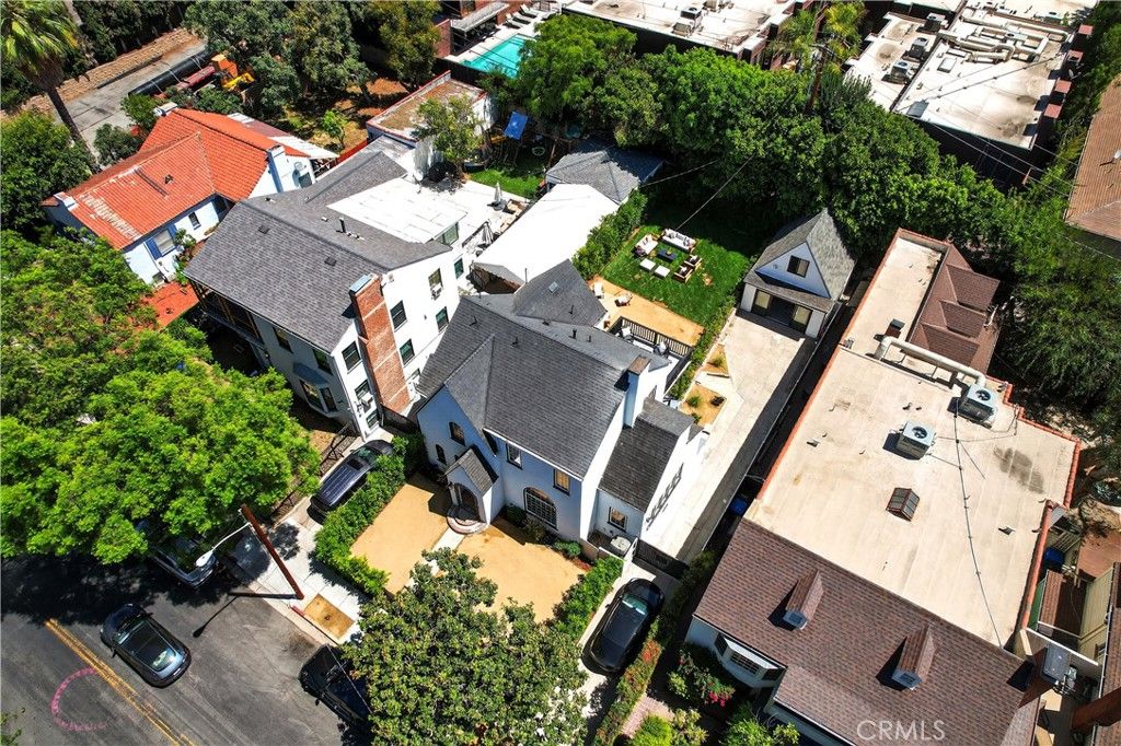 Photo of 1012 Cory Avenue, West Hollywood, CA 90069 (MLS # OC25189977)