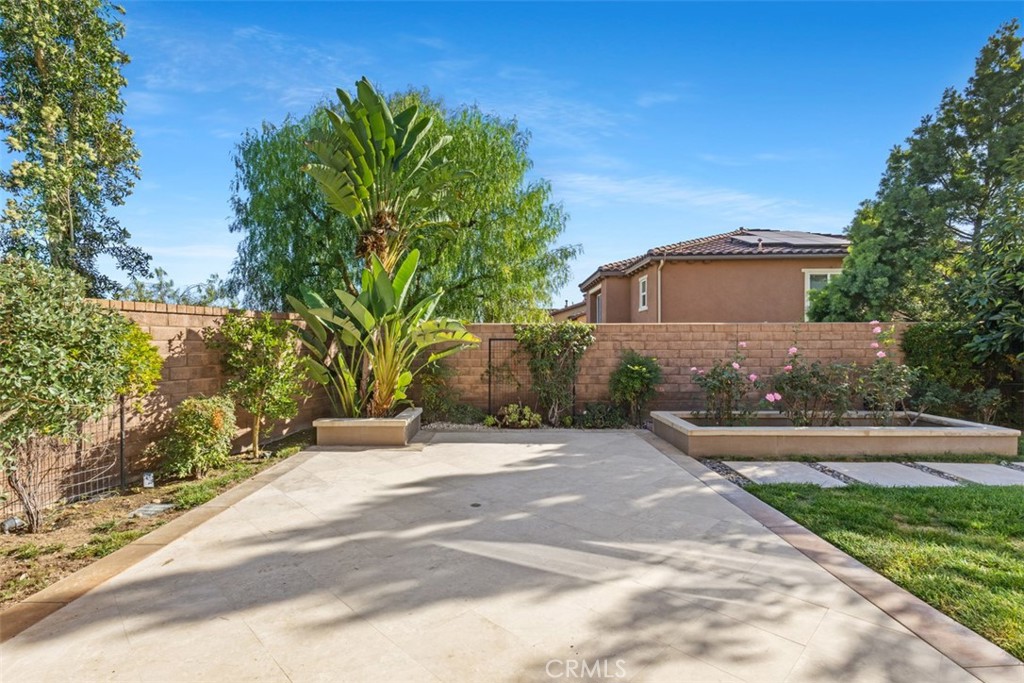 Blackstone (BKSTN) - Residential Lease