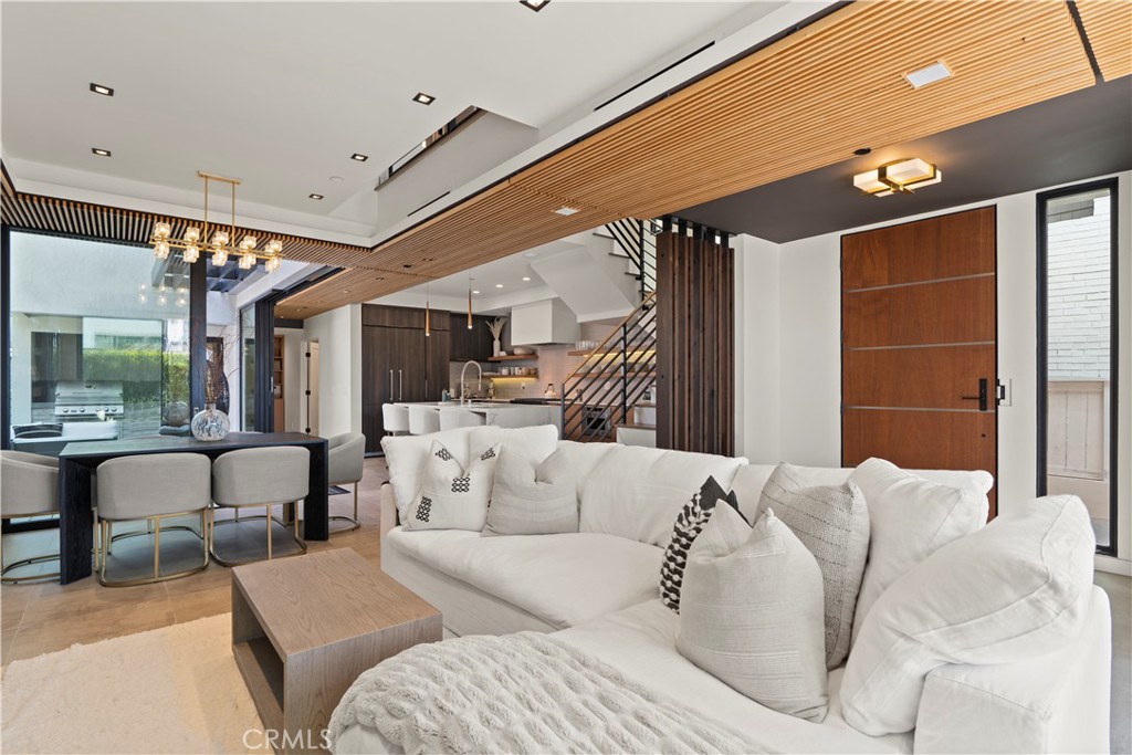 426 Marguerite Avenue