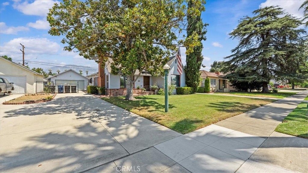 551 E I Street
