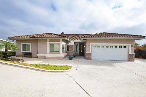 120 N Upas Escondido CA 92025