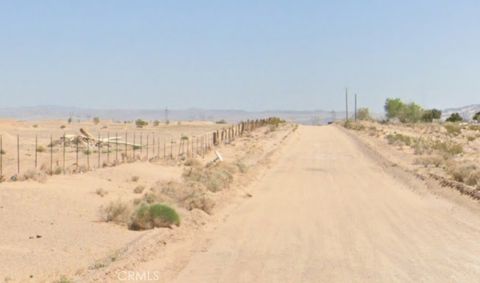 Photo of 38850 Mountain View Road, Newberry Springs, CA 92365 (MLS # HD26060102)