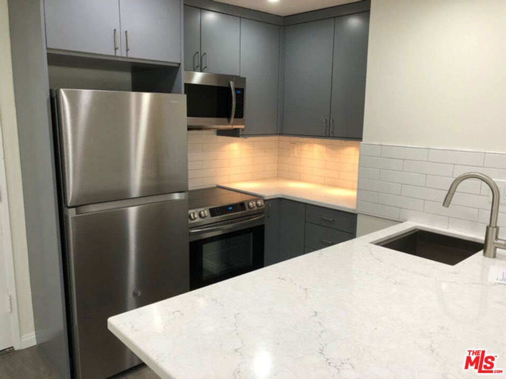 Photo of 1440 Veteran Avenue #209, Los Angeles, CA 90024 (MLS # 25575397)