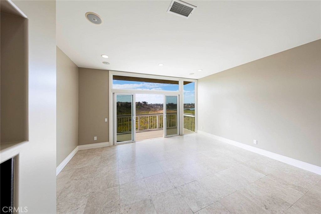 757 Domingo Drive F