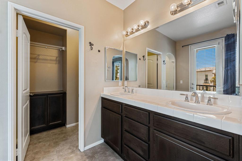 Spanish Walk - Residential