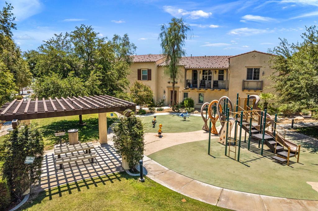 Spanish Walk - Residential