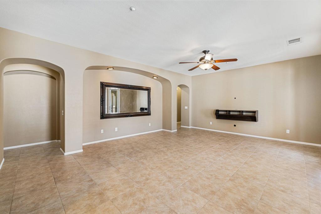 Spanish Walk - Residential