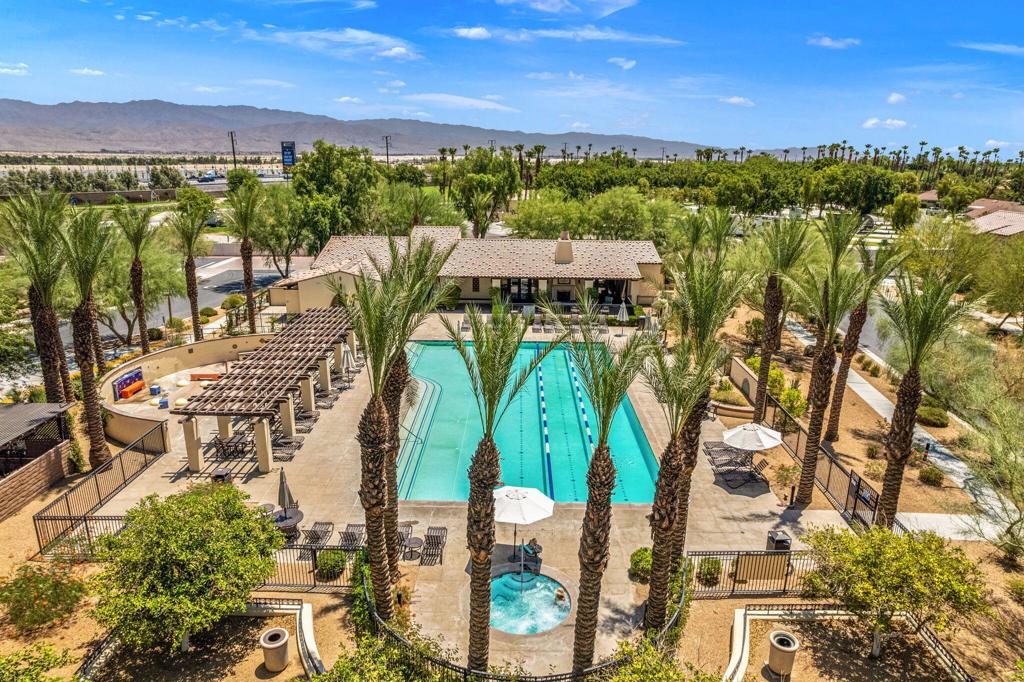 Spanish Walk - Residential