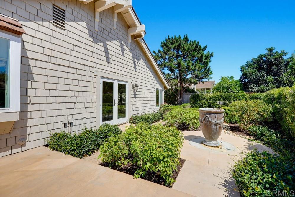 3 Sunrose, Irvine CA 92603 - Photo 46