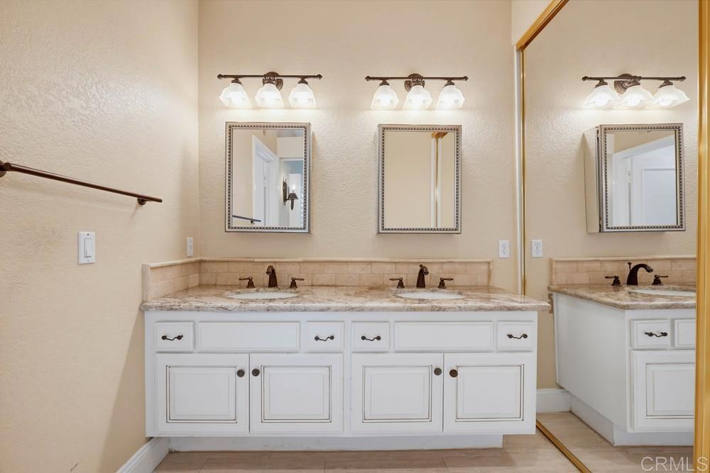 3 Sunrose, Irvine CA 92603 - Photo 32