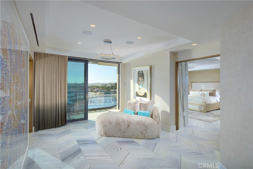 183 Carnation Avenue, Corona Del Mar CA 92625 - Photo 22