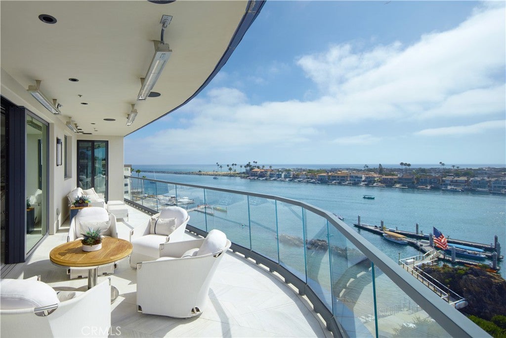 183 Carnation Avenue, Corona Del Mar CA 92625 - Photo 11