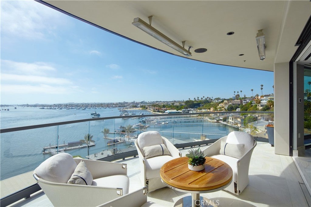 183 Carnation Avenue, Corona Del Mar CA 92625 - Photo 9