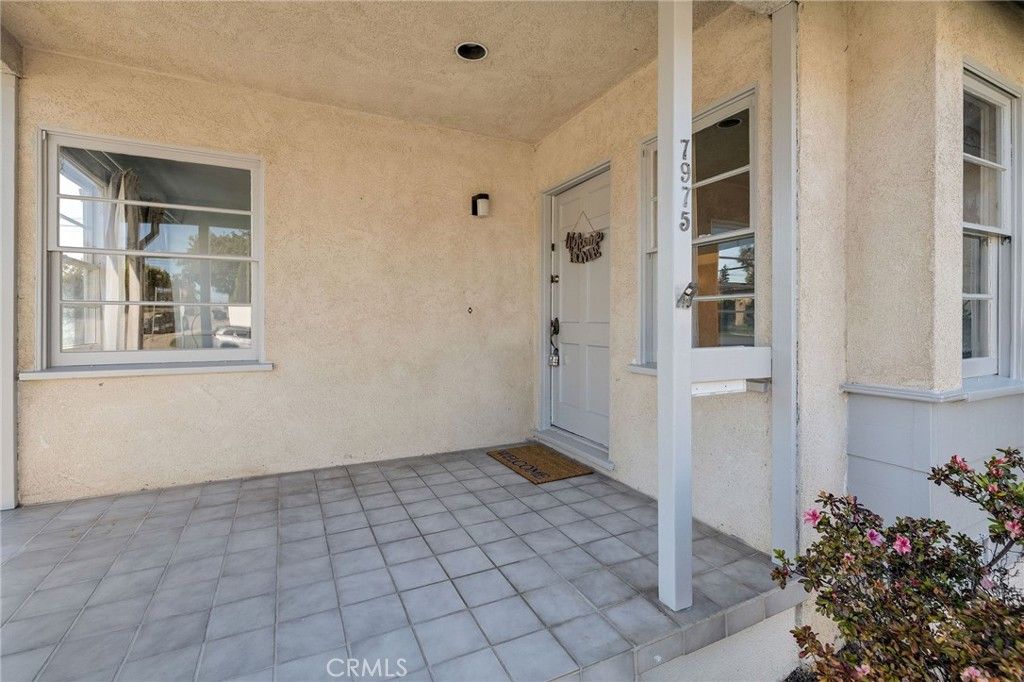 Photo of 7975 Chase Avenue, Los Angeles, CA 90045 (MLS # SB26037108)